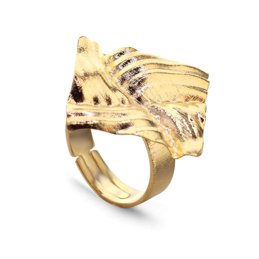 Anillo Enchapado en Oro Diseño Cuadrado con Relieves , Ajustable